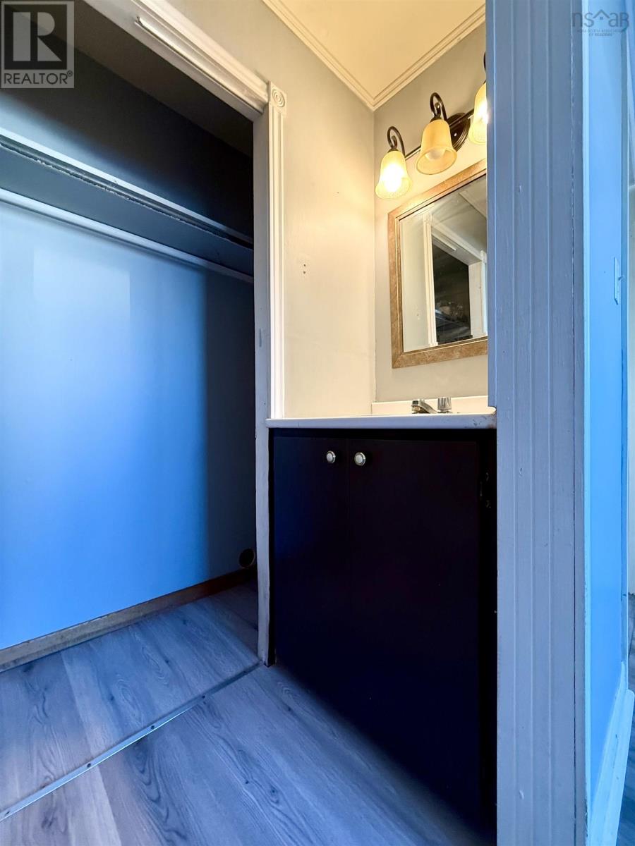 Property 22 of 44 of 20 Dickey Street