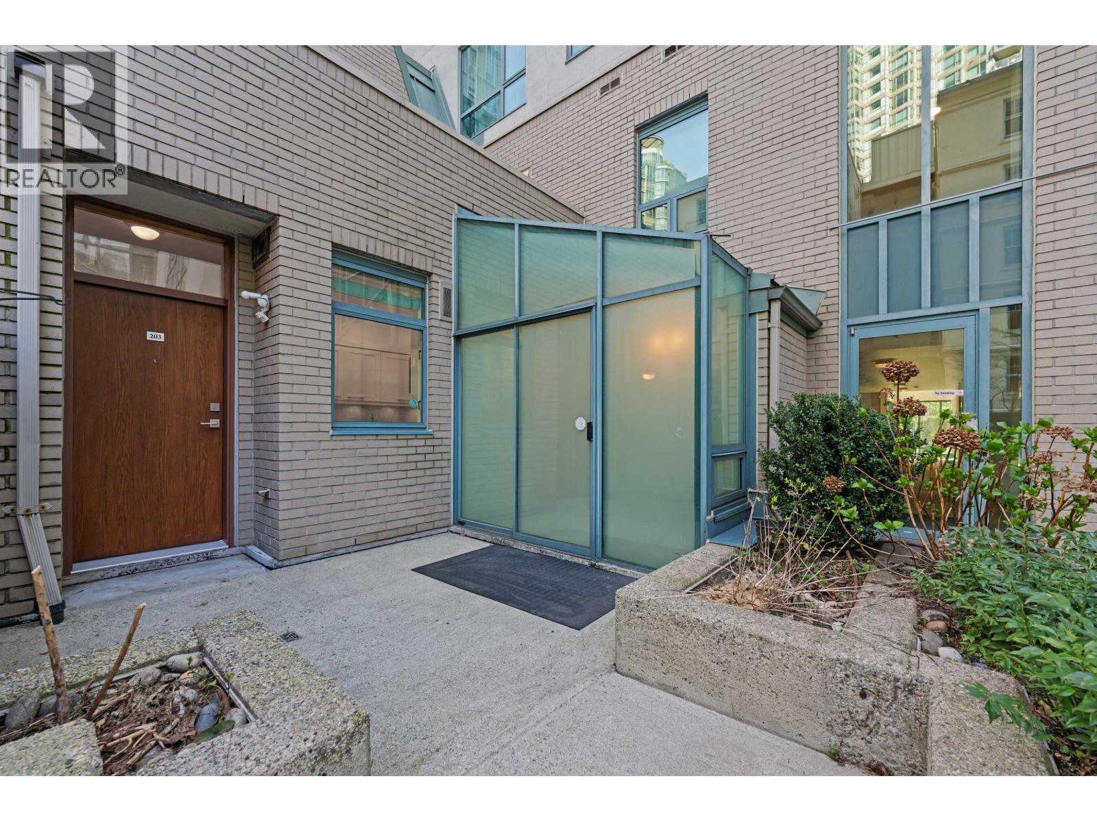 203 1238 MELVILLE STREET, Vancouver