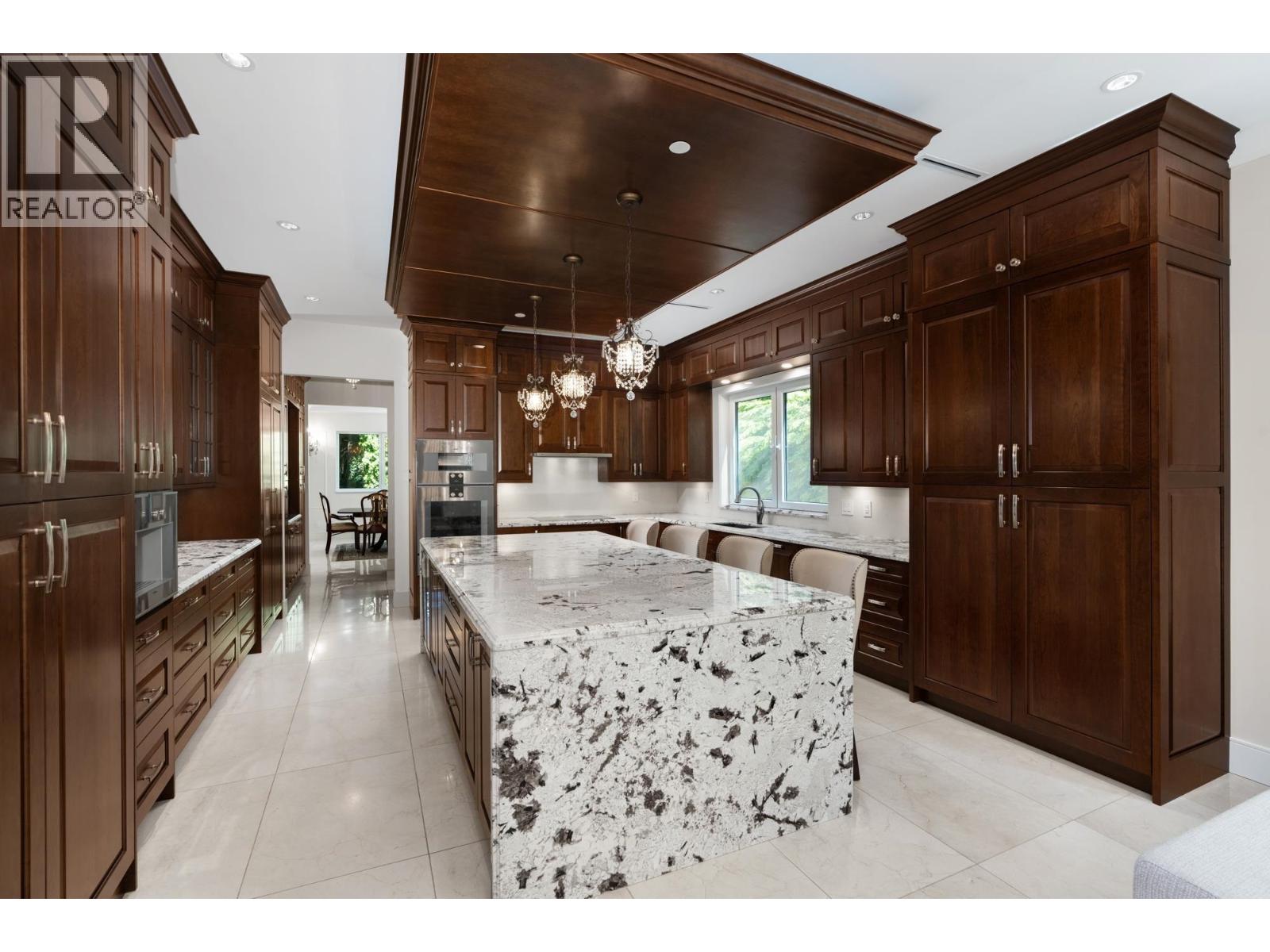 1760 29TH STREET, West Vancouver