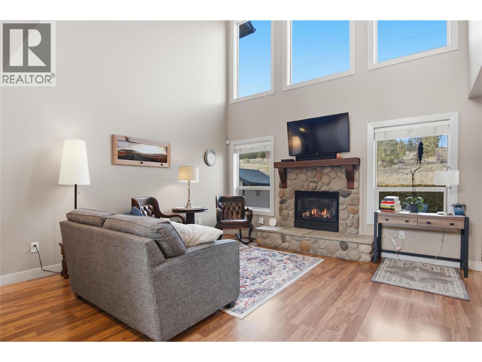 1225 COPPERHEAD Drive, Kamloops