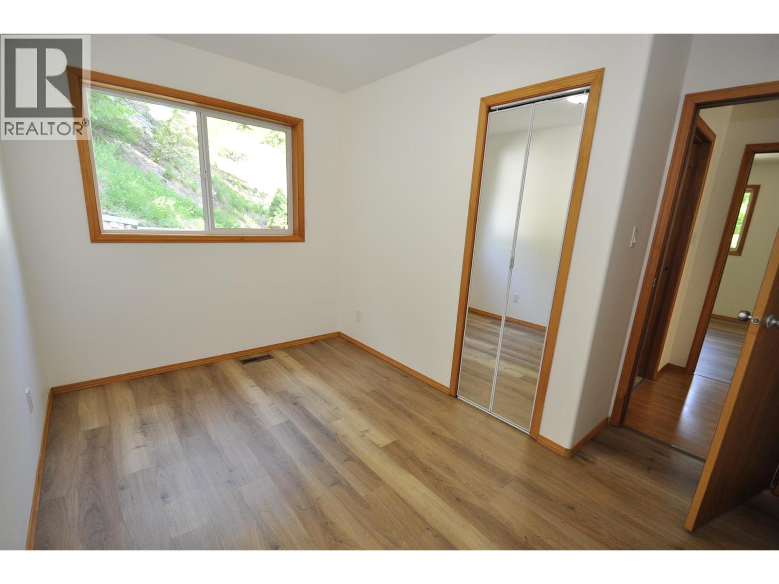 8917 Meadow Street, Balfour