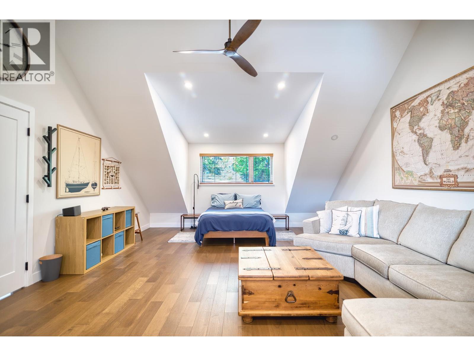 40 4622 SINCLAIR BAY ROAD, Pender Harbour