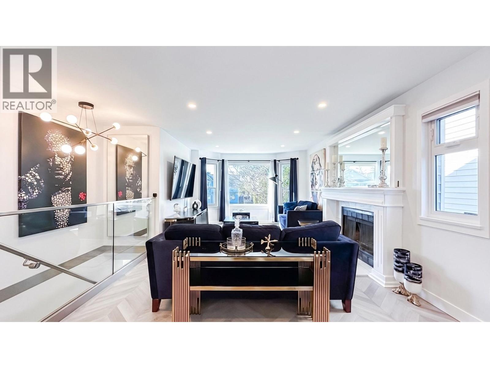 2426 BENNIE PLACE, Port Coquitlam