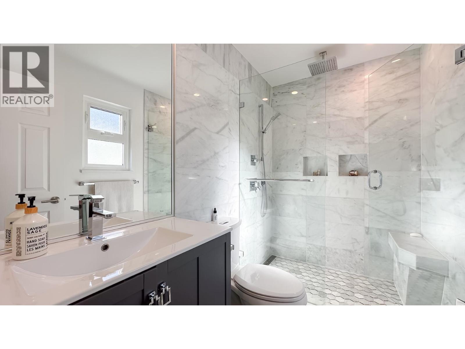 2426 BENNIE PLACE, Port Coquitlam