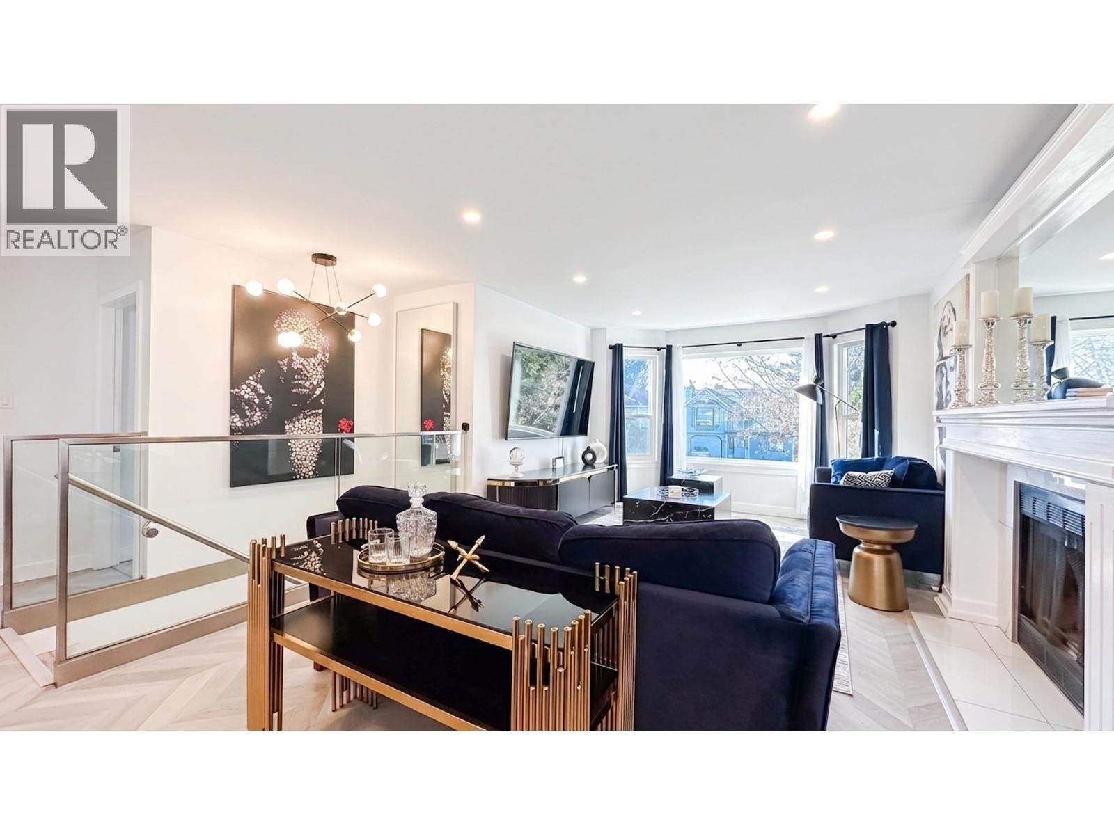 2426 BENNIE PLACE, Port Coquitlam