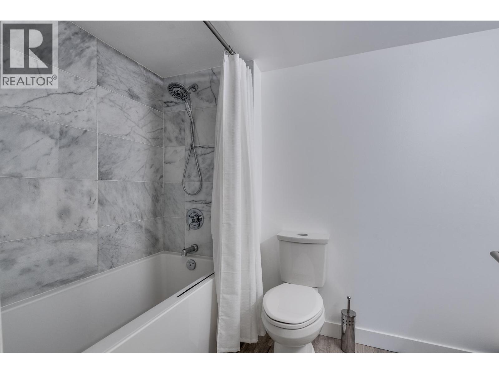 2426 BENNIE PLACE, Port Coquitlam