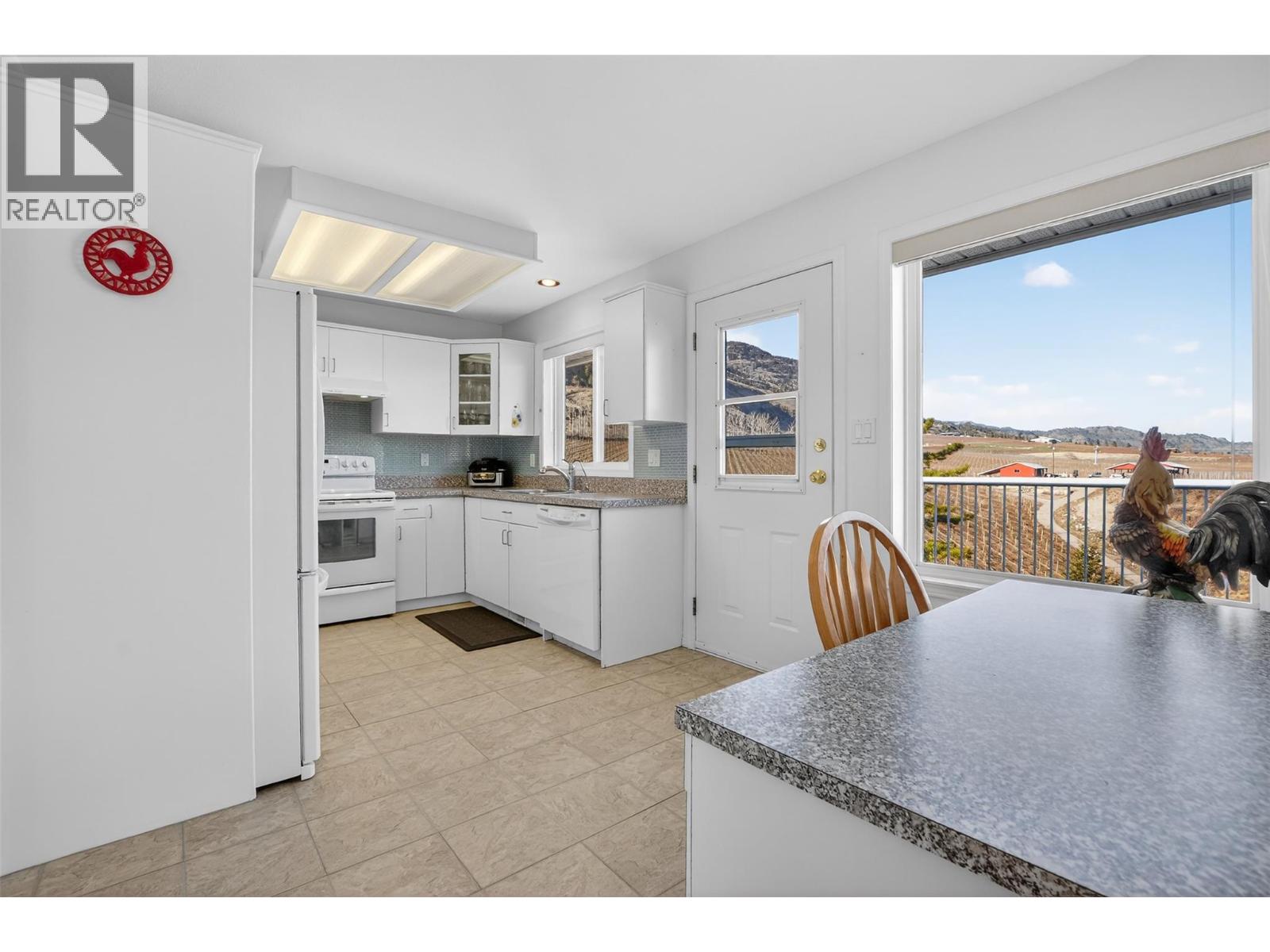 626 Ponderosa Road, Oliver