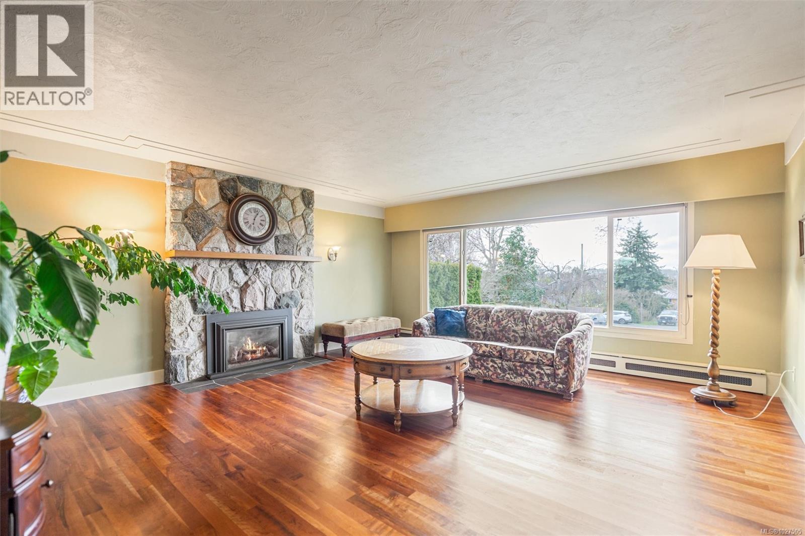  1790 Keith Place, Saanich