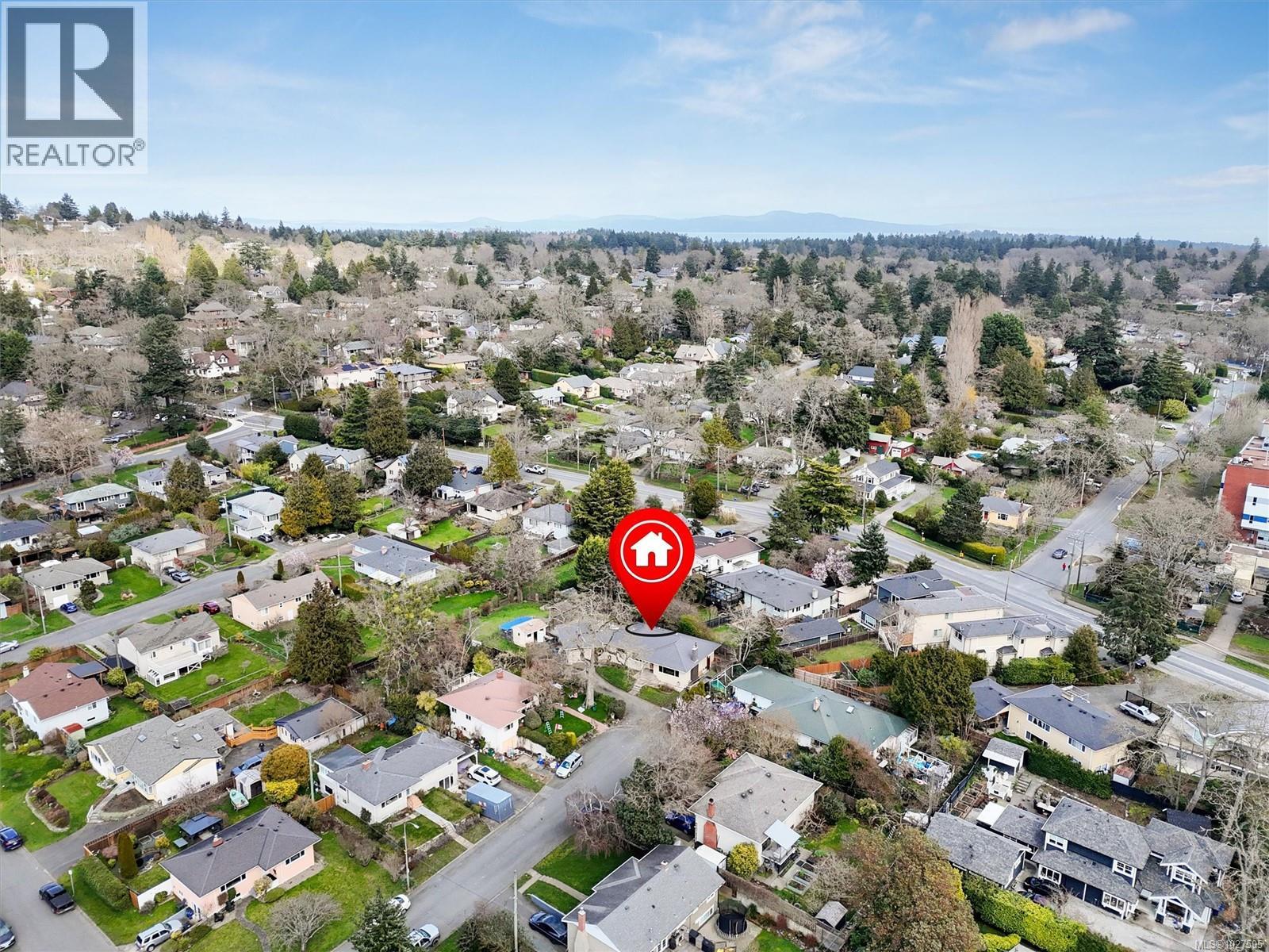  1790 Keith Place, Saanich