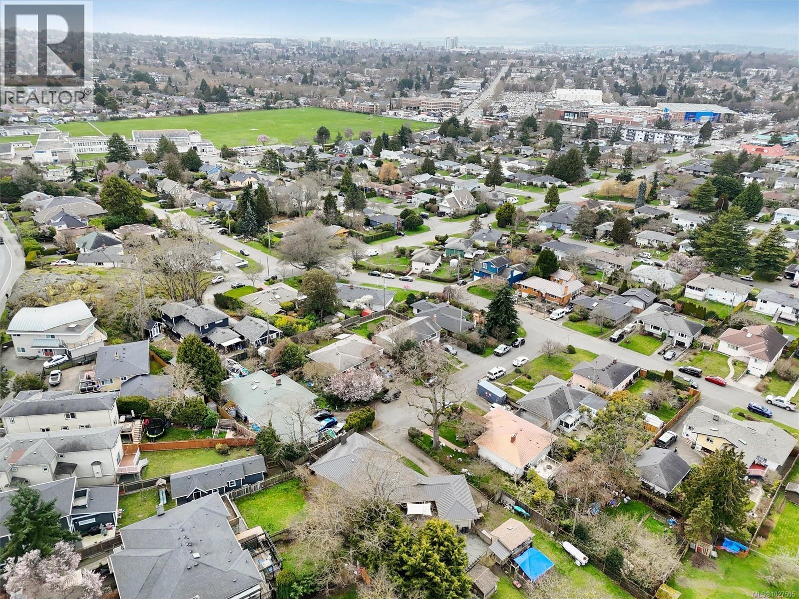  1790 Keith Place, Saanich