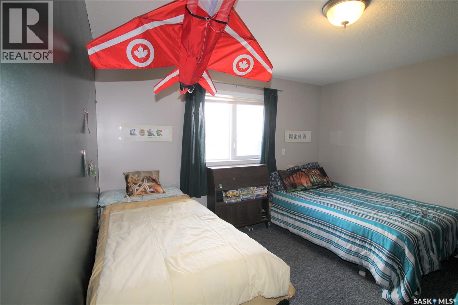 130 Marine DRIVE — photo 14