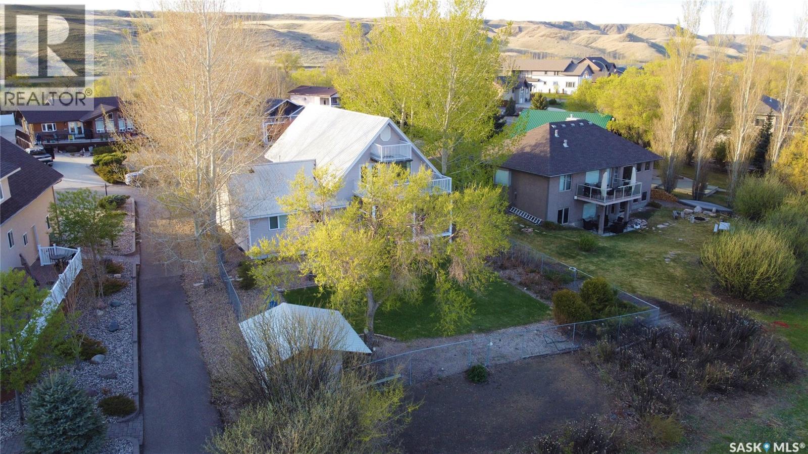 130 Marine DRIVE — photo 38