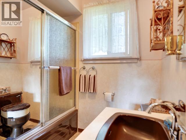 2468 ZILINSKY ROAD, Powell River