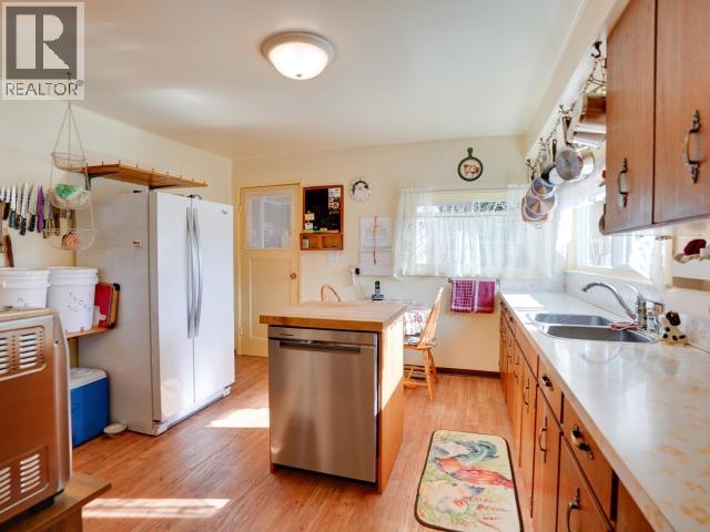 2468 ZILINSKY ROAD, Powell River