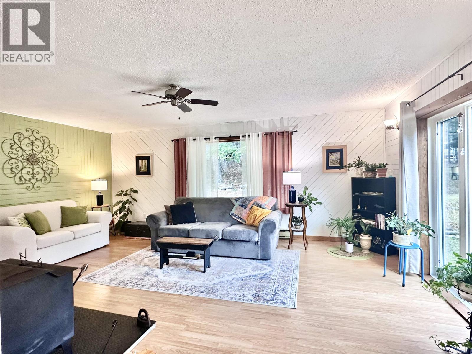 310 MOUNTAIN VIEW ROAD - 9