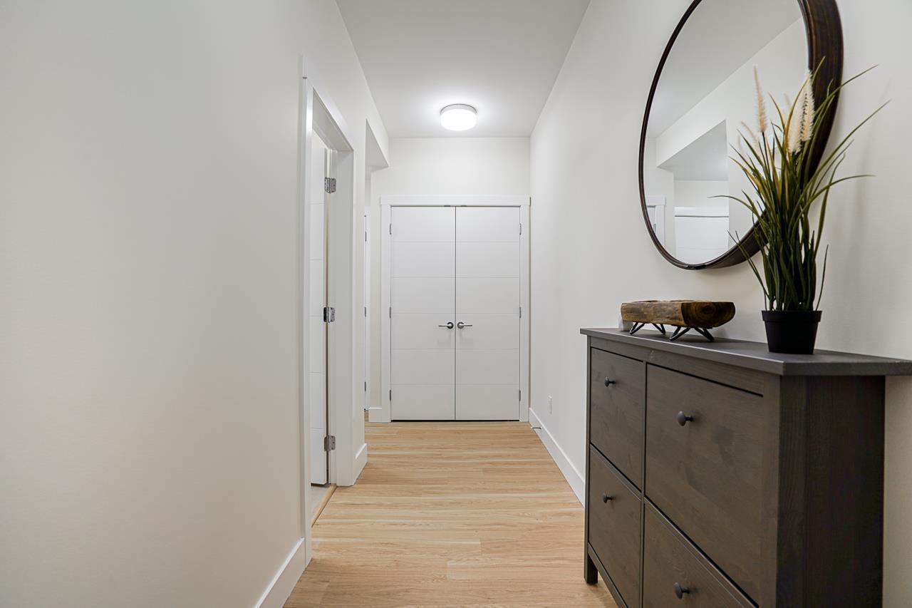 415 6960 NICHOLSON ROAD, Delta