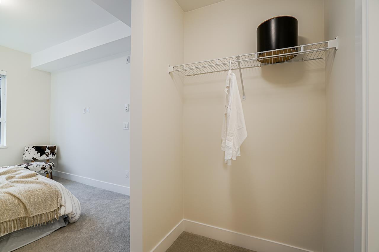 415 6960 NICHOLSON ROAD, Delta