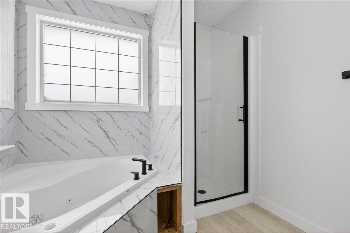 
          8916 175 AV NW
            <br/>
            <span>Edmonton</span>
            , 
            <span>AB</span>
             <span>T5Z3X9</span>
         - Photo 33