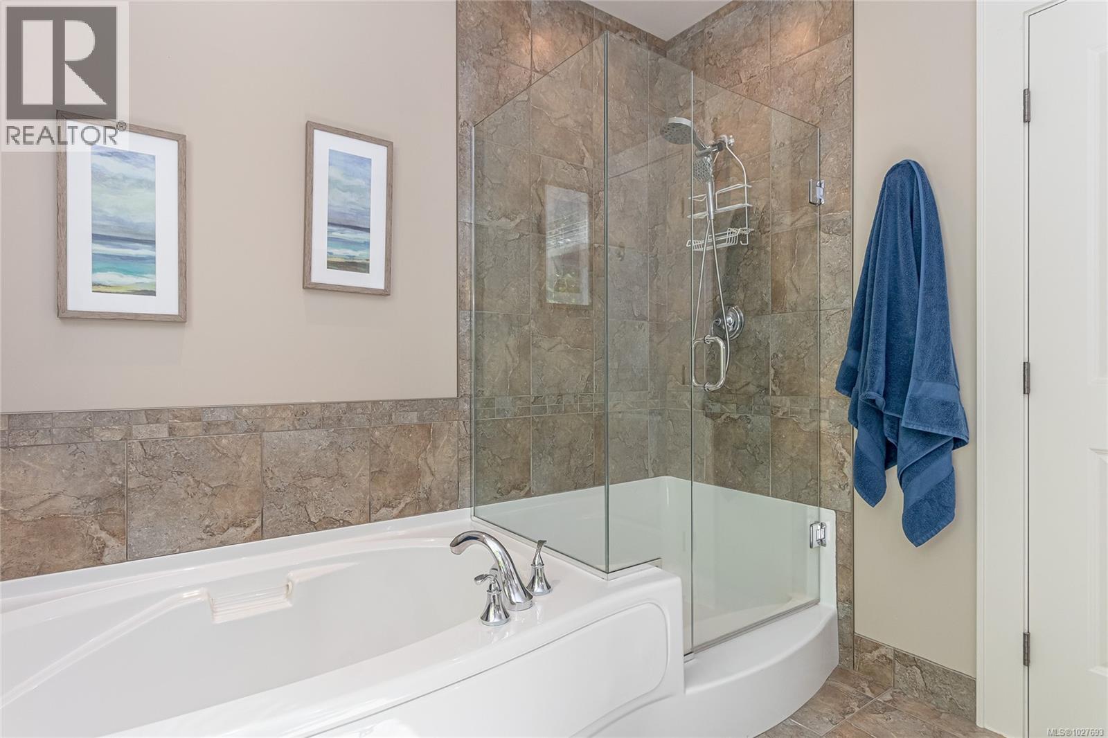 3888 Creekside Dr, Bowser