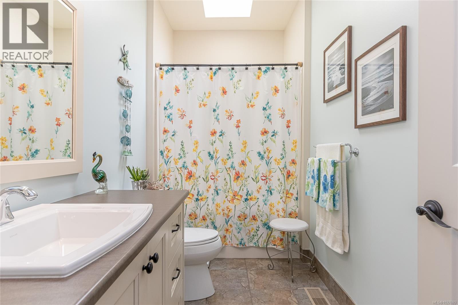 3888 Creekside Dr, Bowser