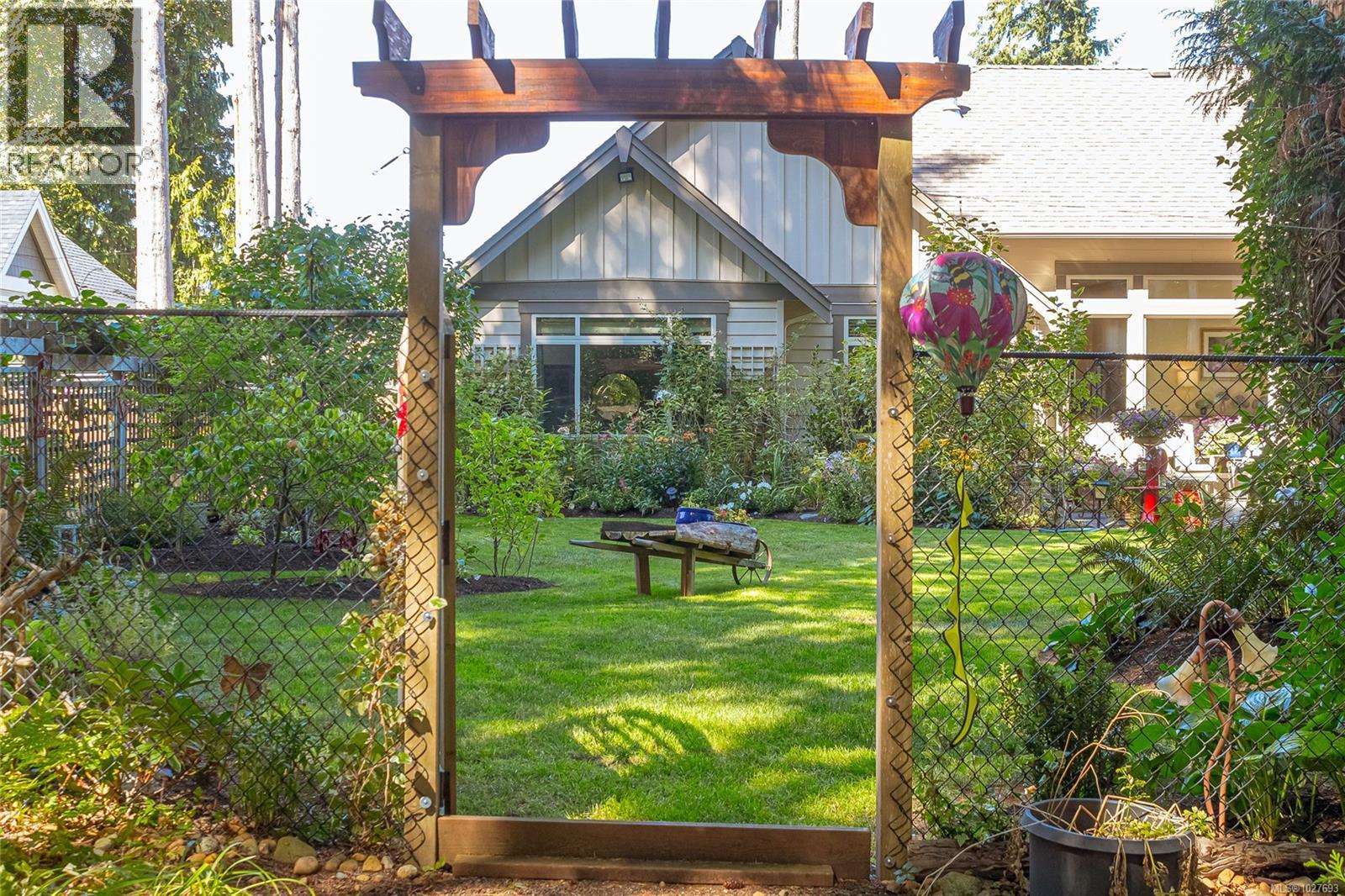 3888 Creekside Dr, Bowser