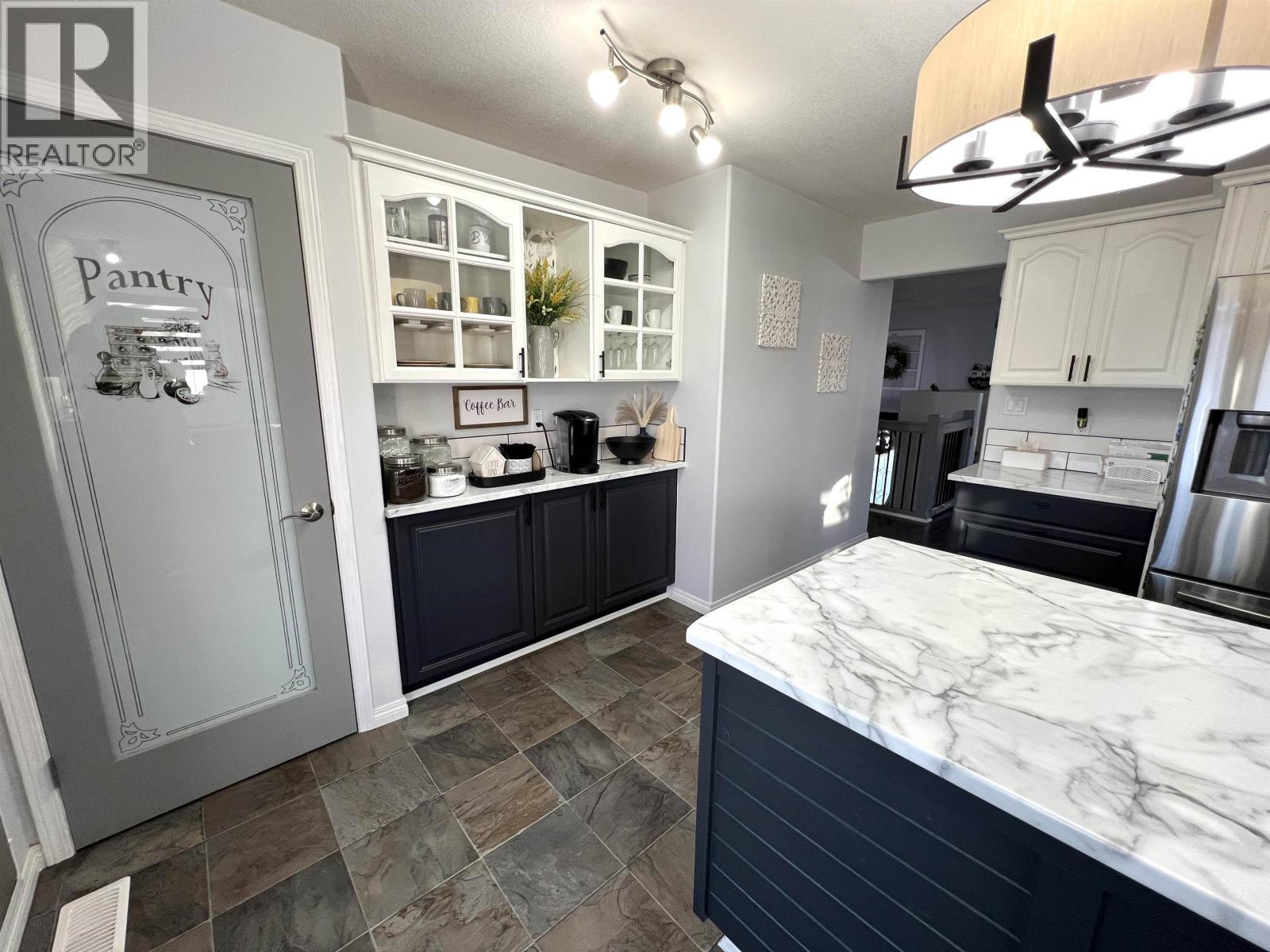 5516 W 57 AVENUE, Fort Nelson