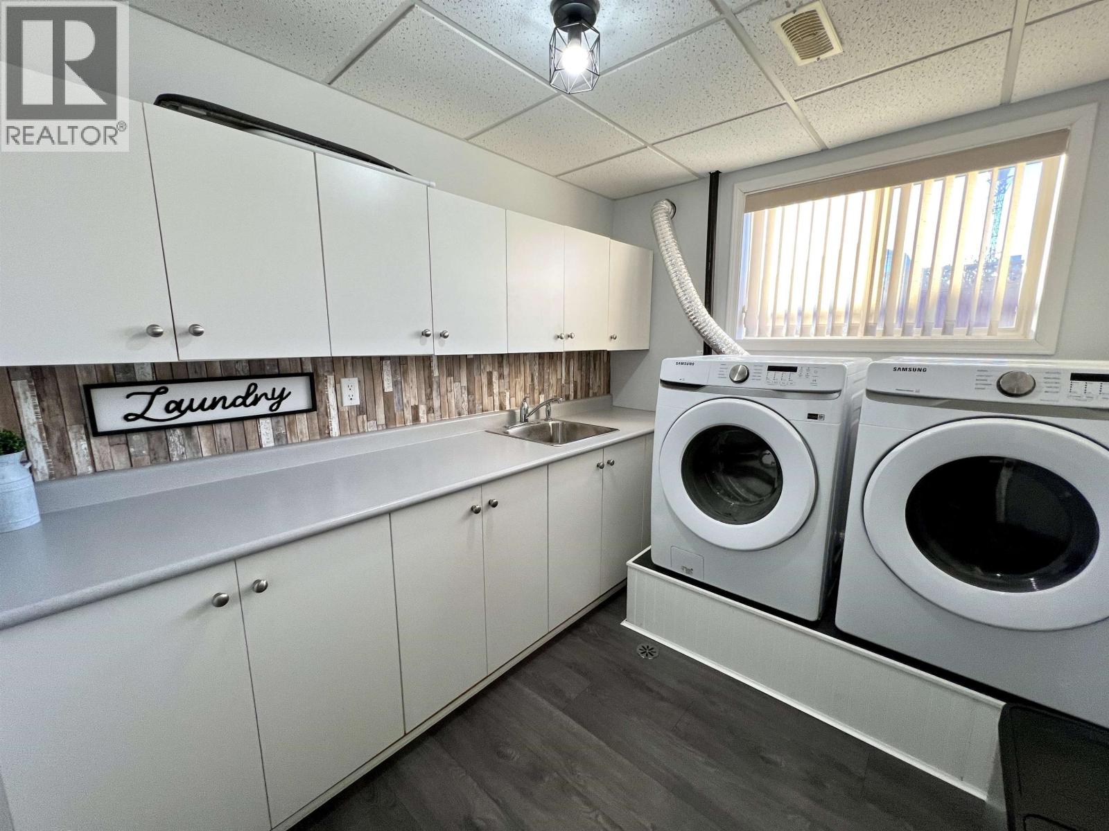 5516 W 57 AVENUE, Fort Nelson