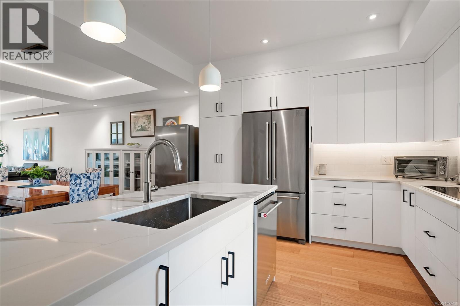 26 4253 Dieppe Road, Saanich