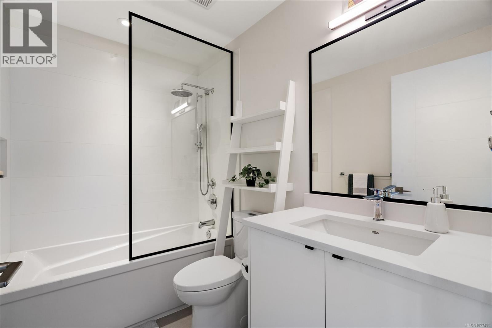 26 4253 Dieppe Road, Saanich