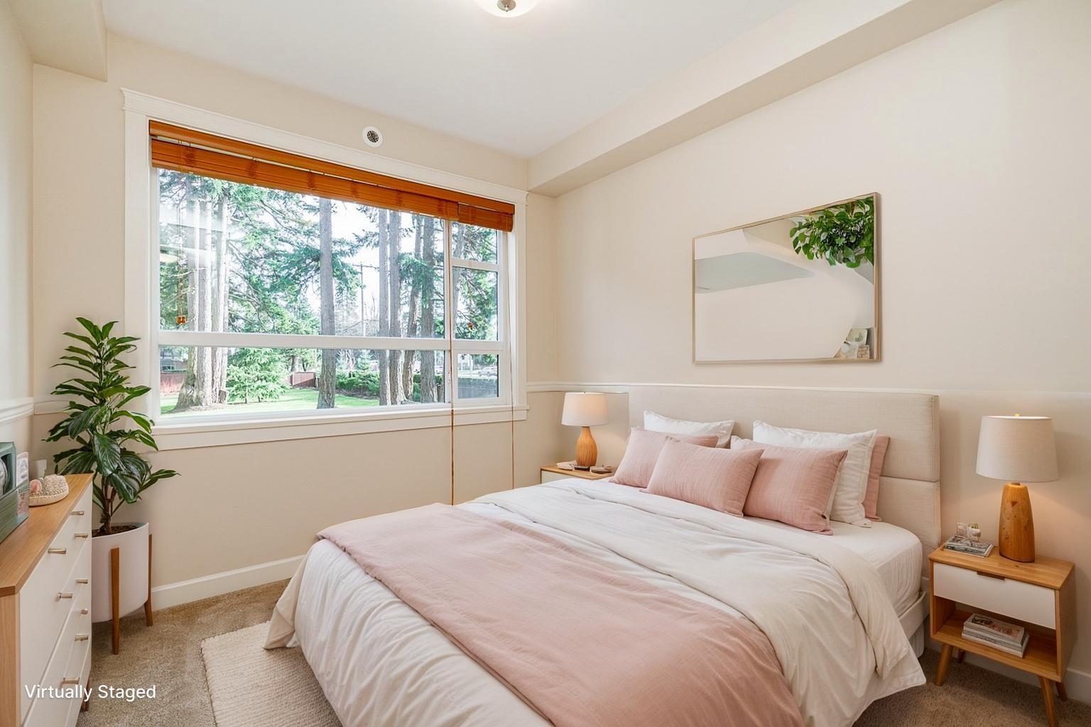 210 14588 MCDOUGALL DRIVE, White Rock