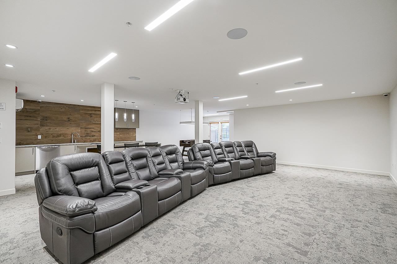 210 14588 MCDOUGALL DRIVE, White Rock