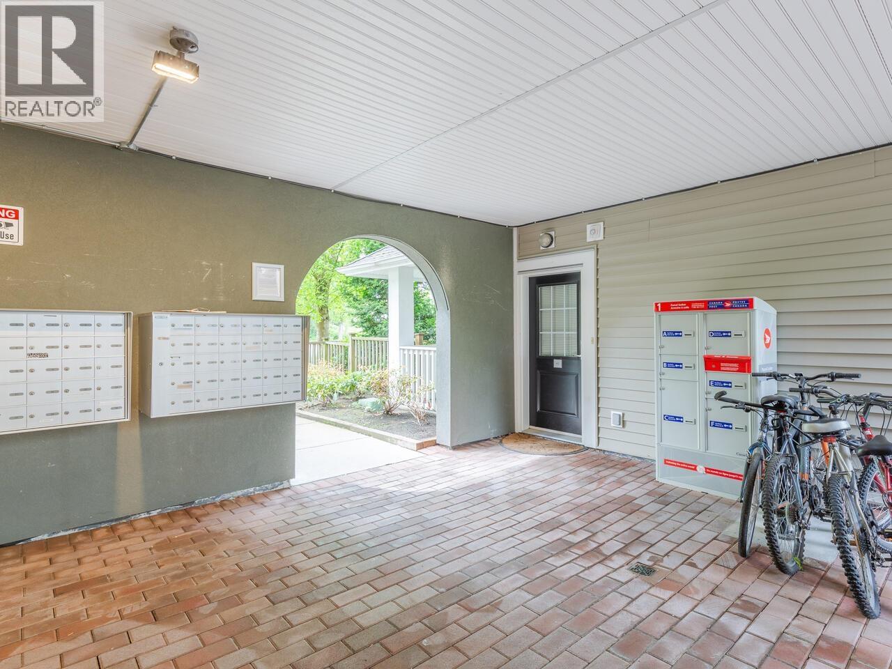 42 6965 HASTINGS STREET, Burnaby