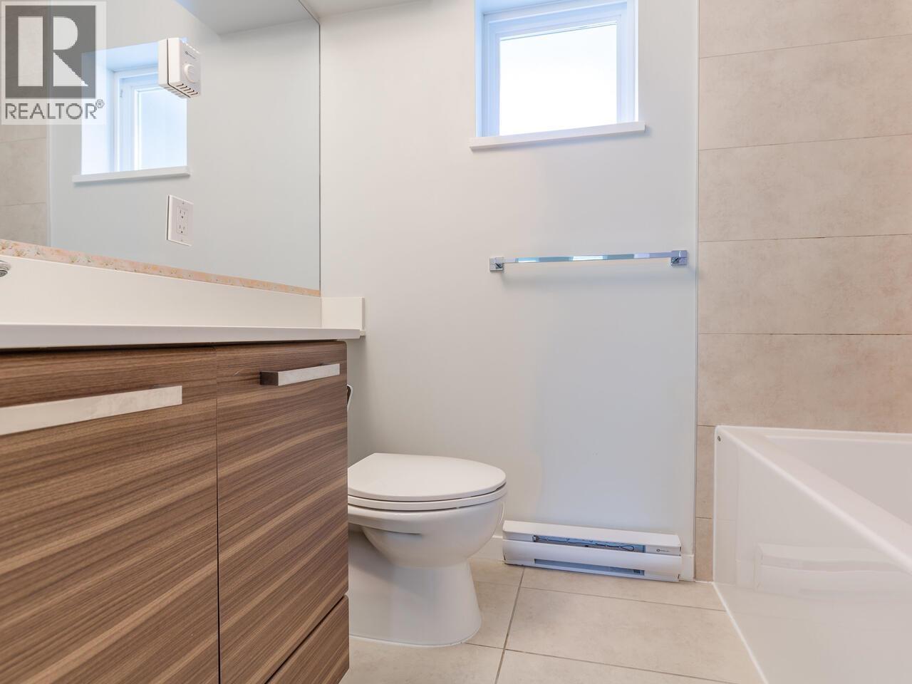 42 6965 HASTINGS STREET, Burnaby