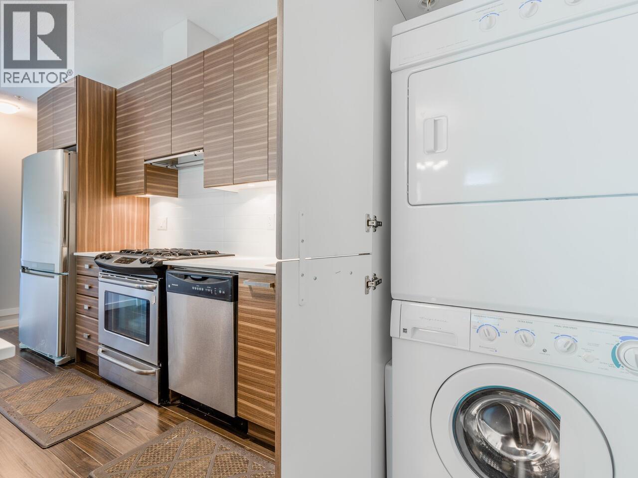 42 6965 HASTINGS STREET, Burnaby