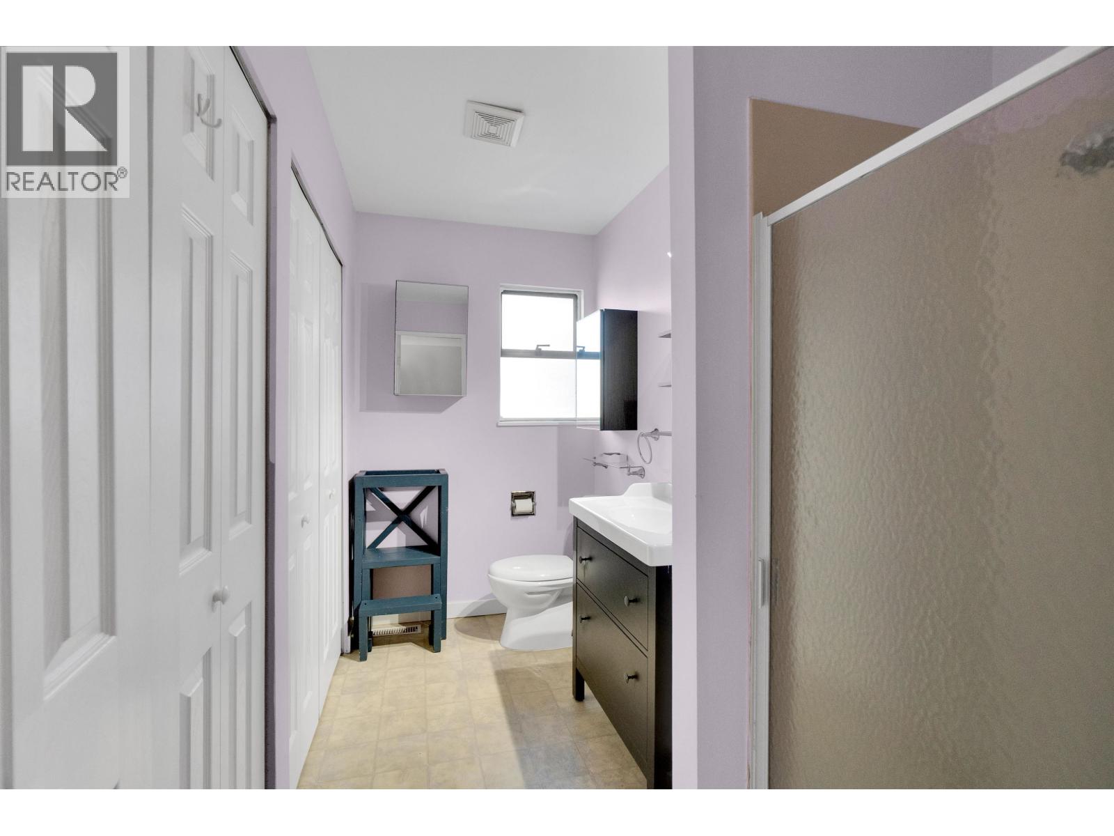 1230 BLUFF DRIVE, Coquitlam