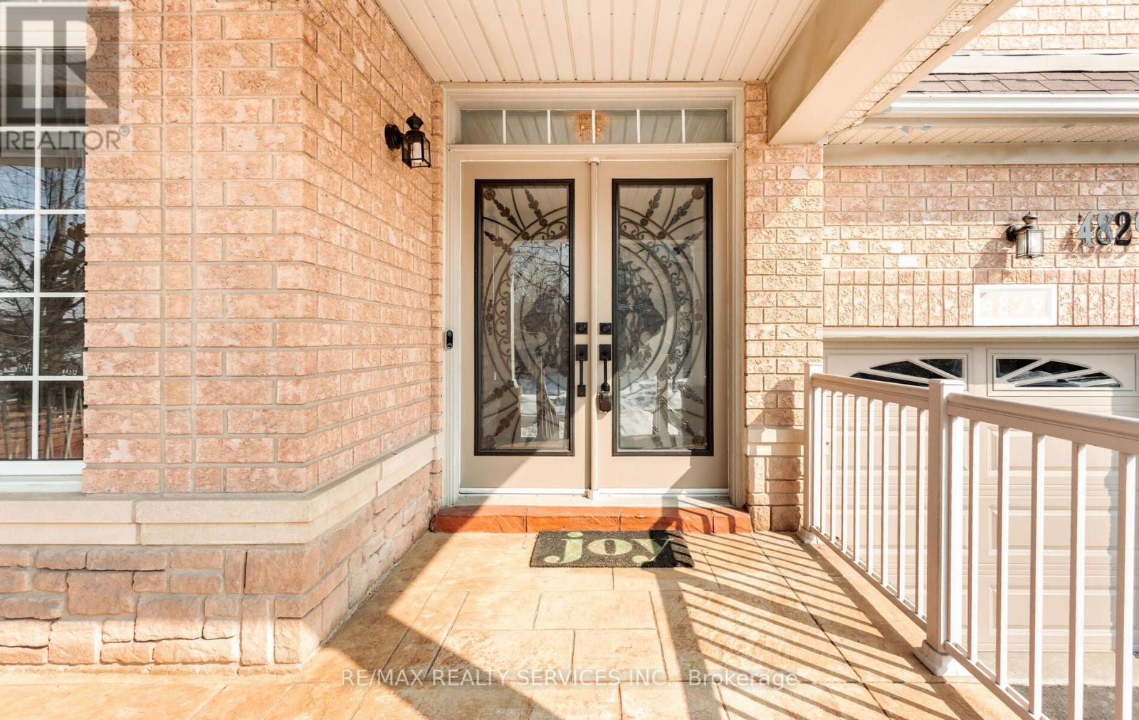 4829 ST. MARTIN MEWS - Photo 5 of 50, Mississauga (Churchill Meadows), Ontario