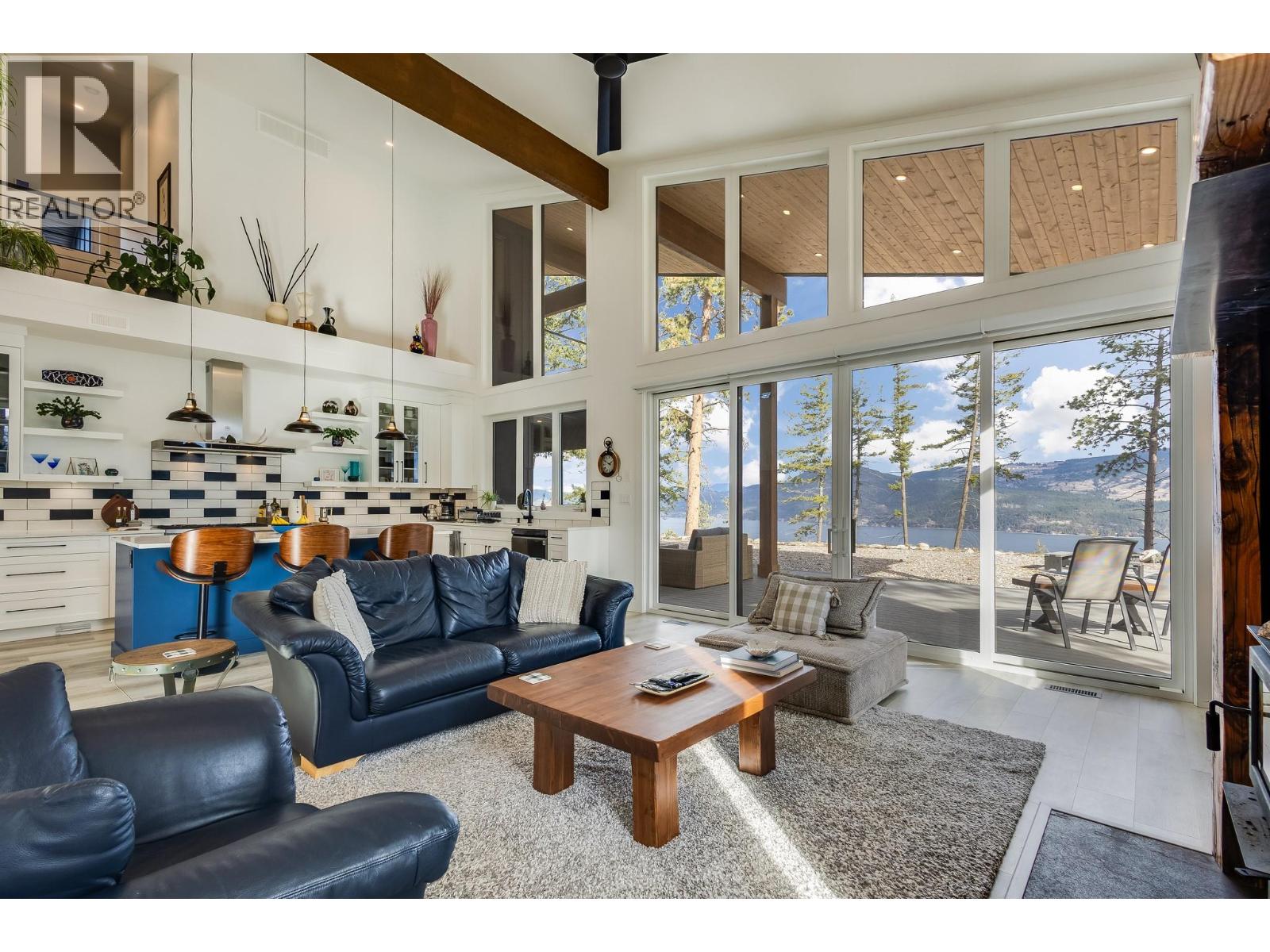 7235 Dunwaters Road - 9