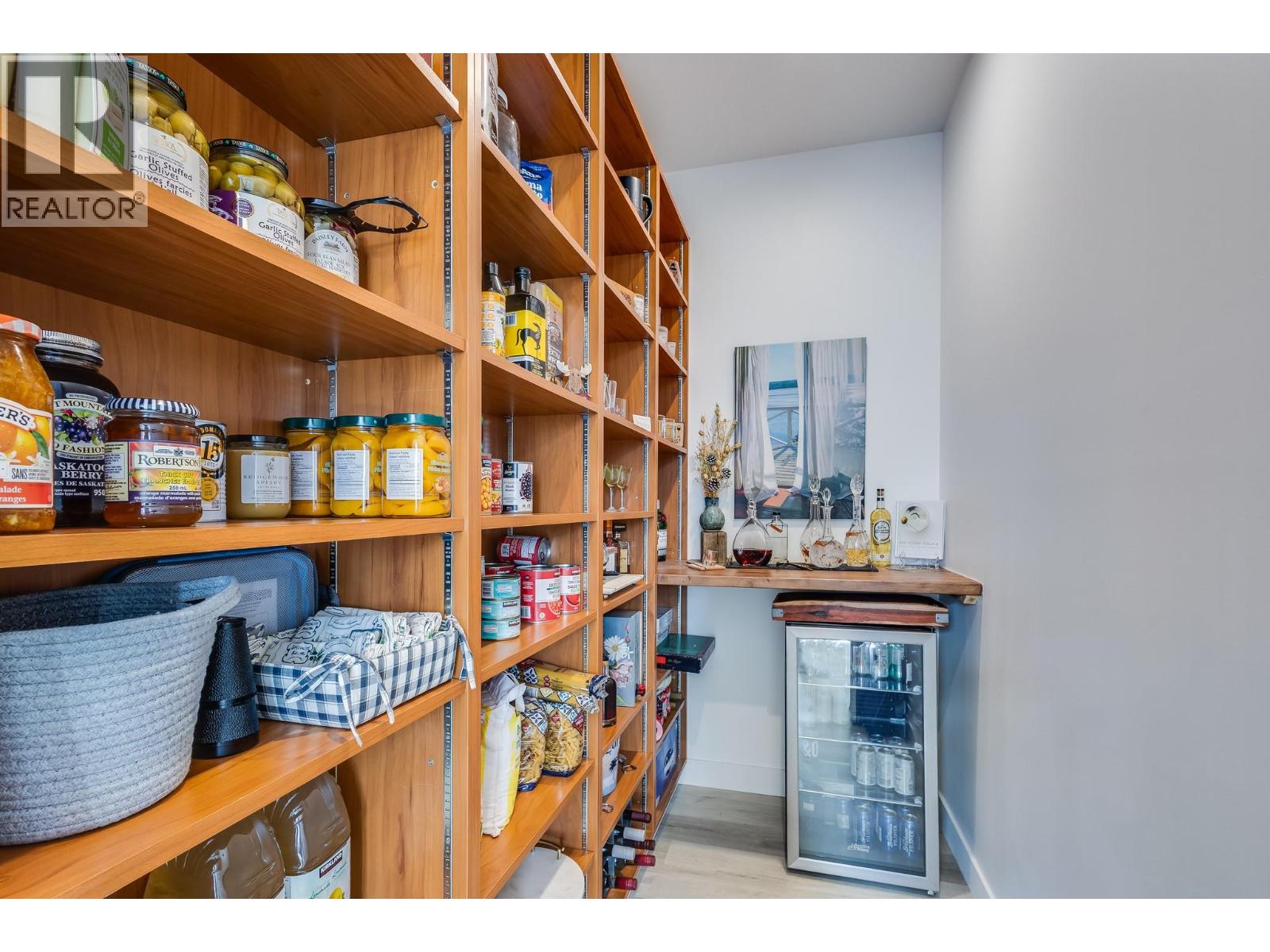  7235 Dunwaters Road, Kelowna