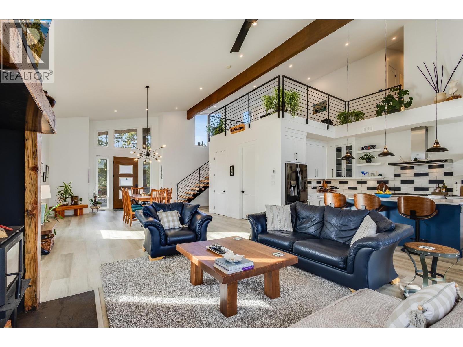  7235 Dunwaters Road, Kelowna