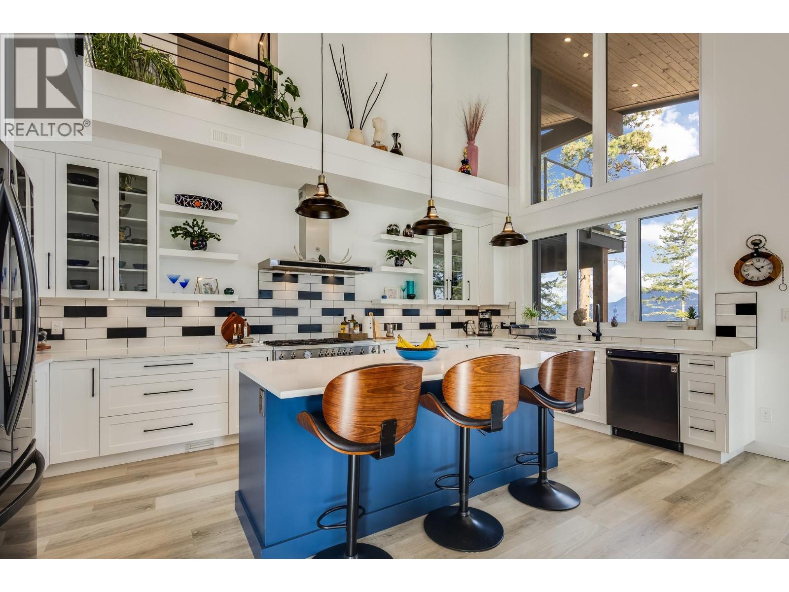  7235 Dunwaters Road, Kelowna