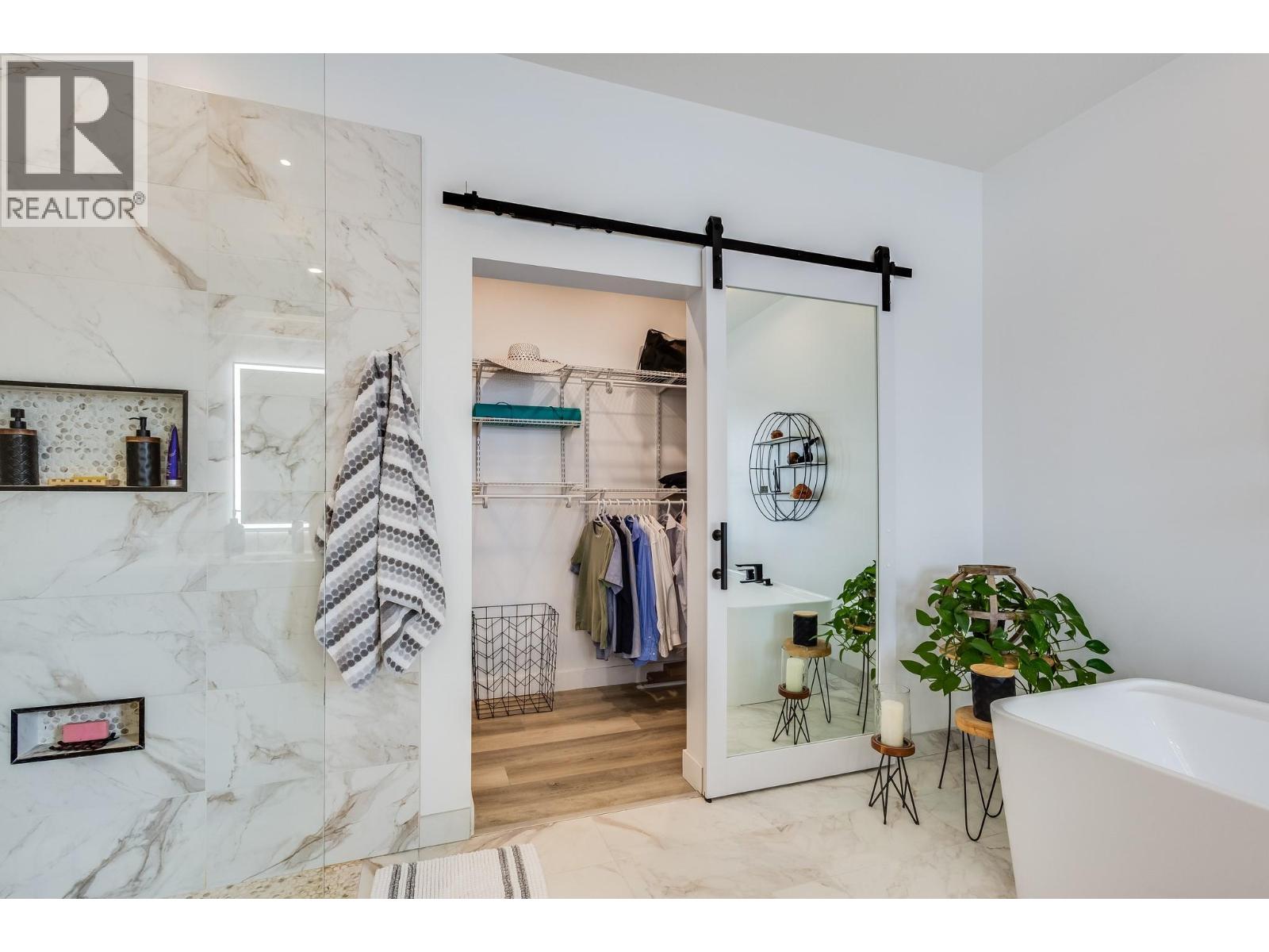  7235 Dunwaters Road, Kelowna