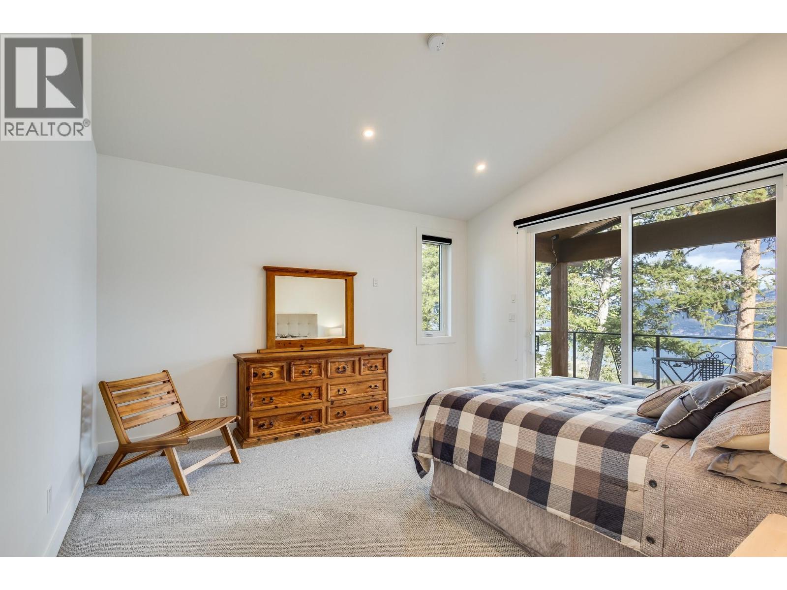  7235 Dunwaters Road, Kelowna