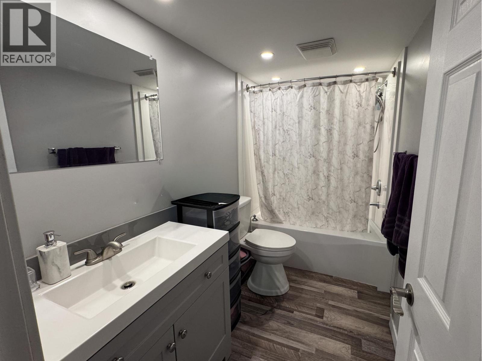 #105 10216 102 AVENUE - 7