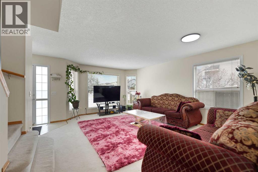 Single Family House for Sale in  Taravista Crescent Taradale Calgary 