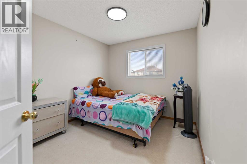 Single Family House for Sale in  Taravista Crescent Taradale Calgary 