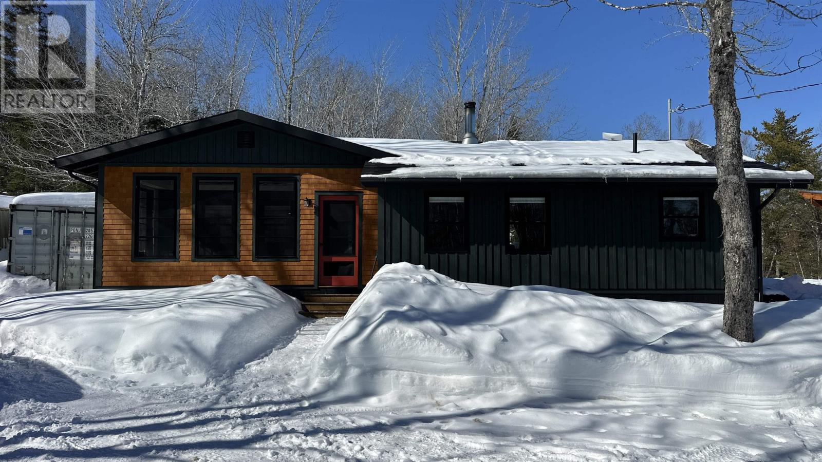 Property photo of 556 Valley Road