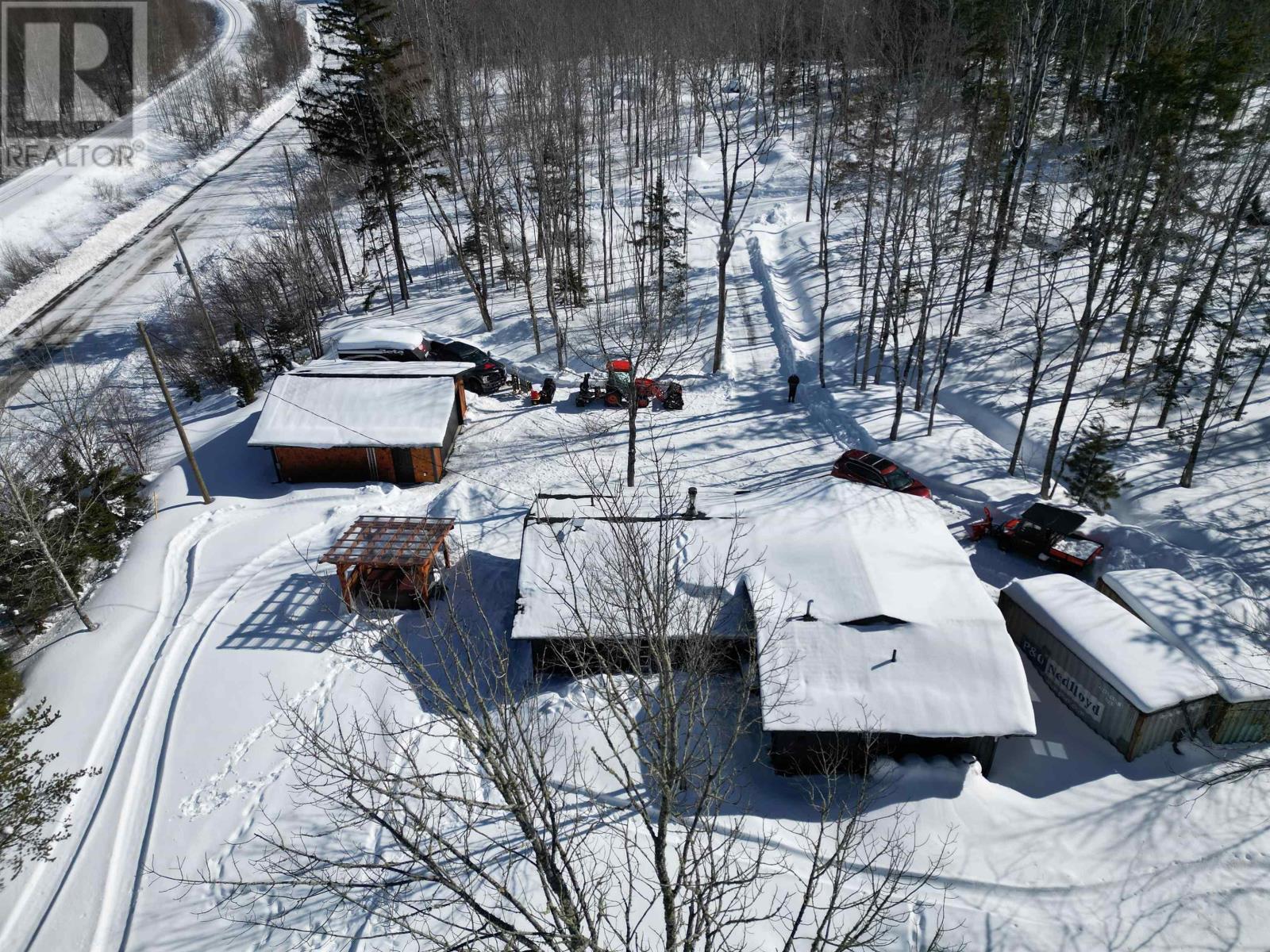 Property 20 of 21 of 556 Valley Road