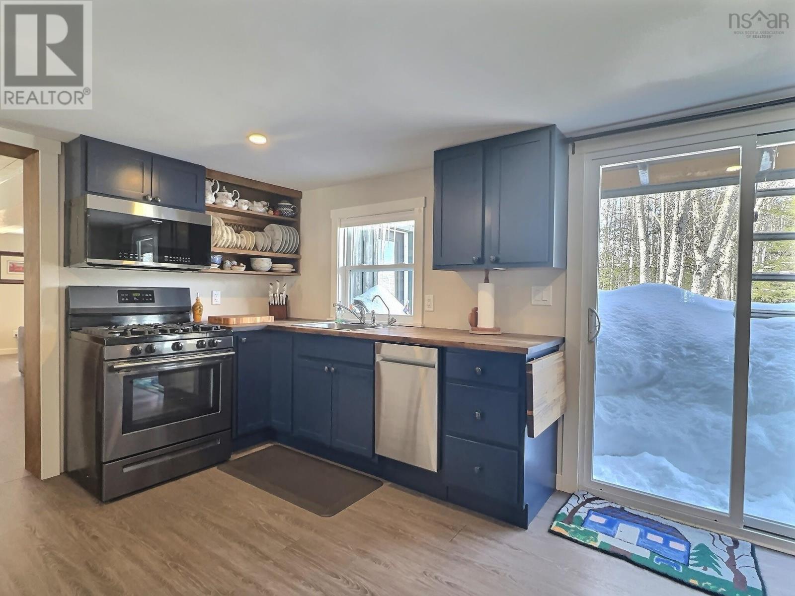 Property 3 of 21 of 556 Valley Road