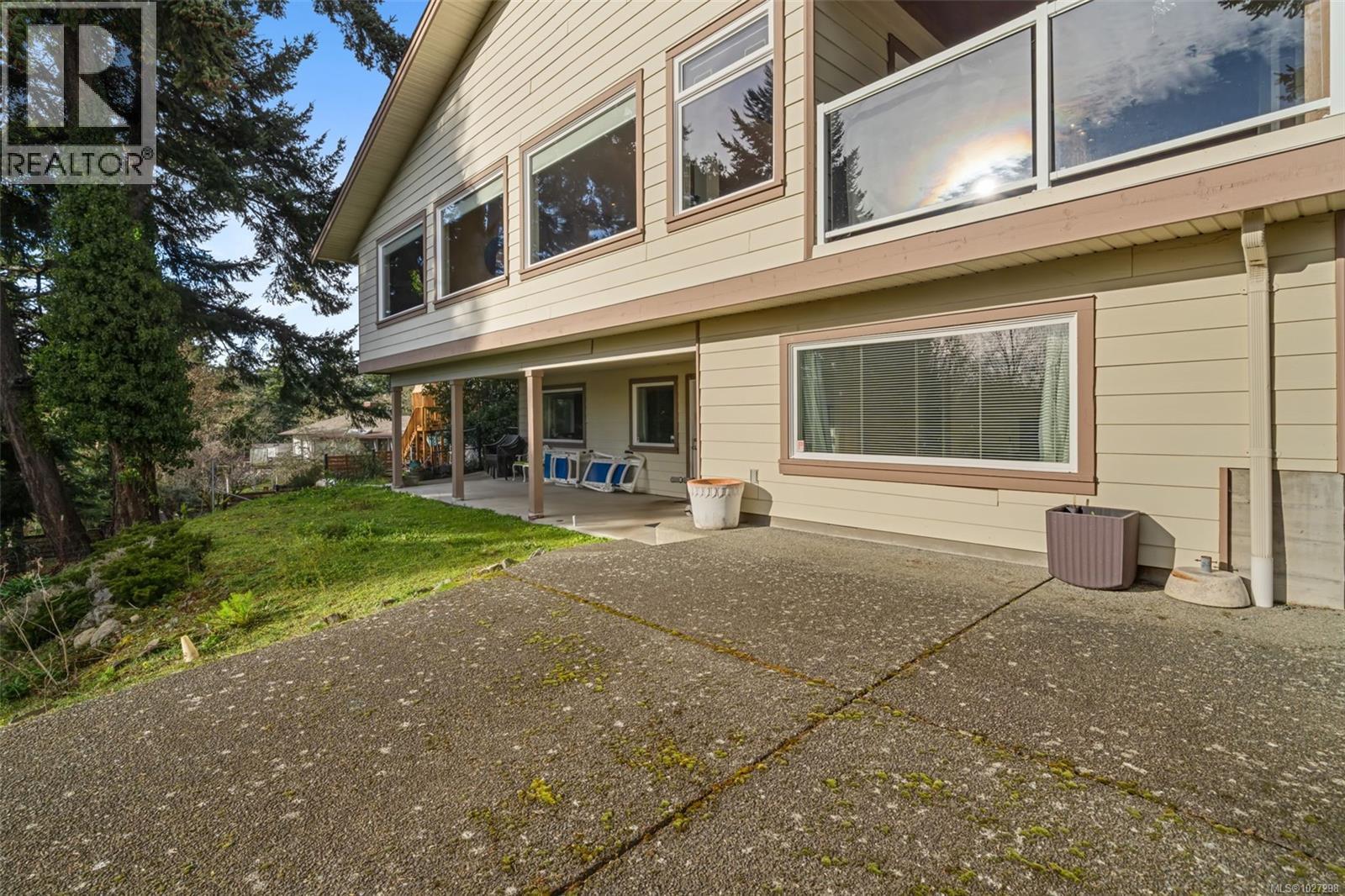  567 Prince Robert Drive, View Royal