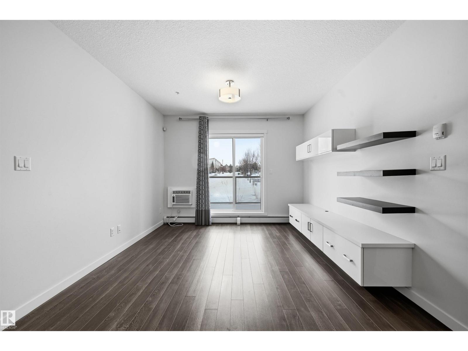 
          106 812 WELSH Drive SW
            <br/>
            <span>Edmonton</span>
            , 
            <span>AB</span>
             <span>T6X1Y7</span>
         - Photo 18
